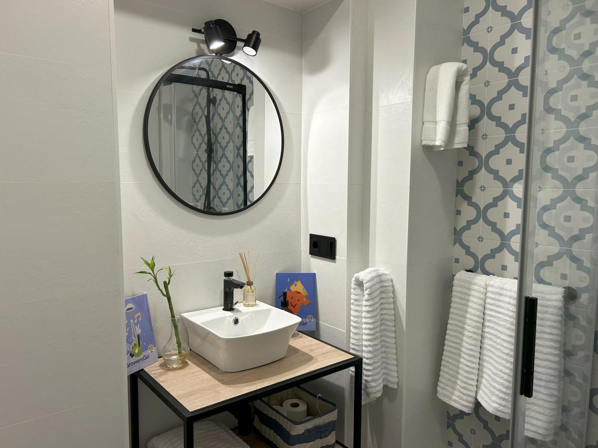 Growersgo Boutique Hostel Huelva Luaran gambar