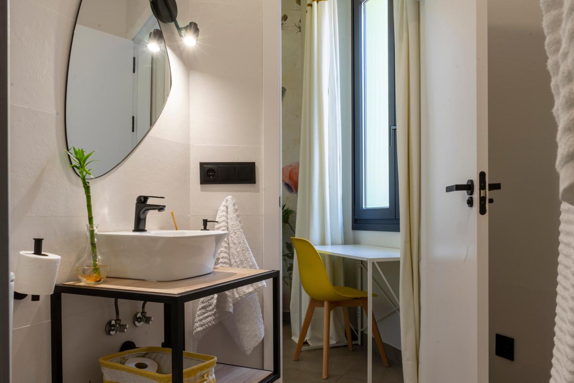 Growersgo Boutique Hostel Huelva Luaran gambar